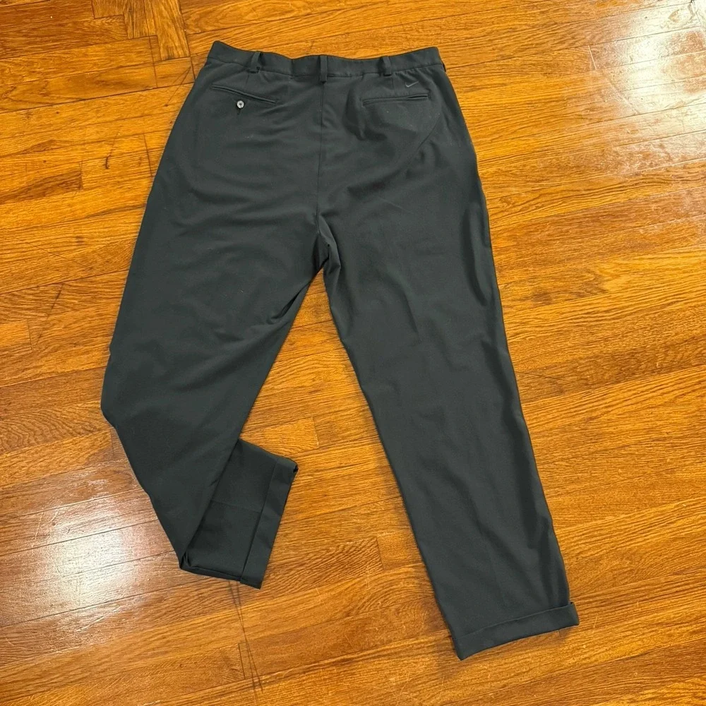 Nike mems black
